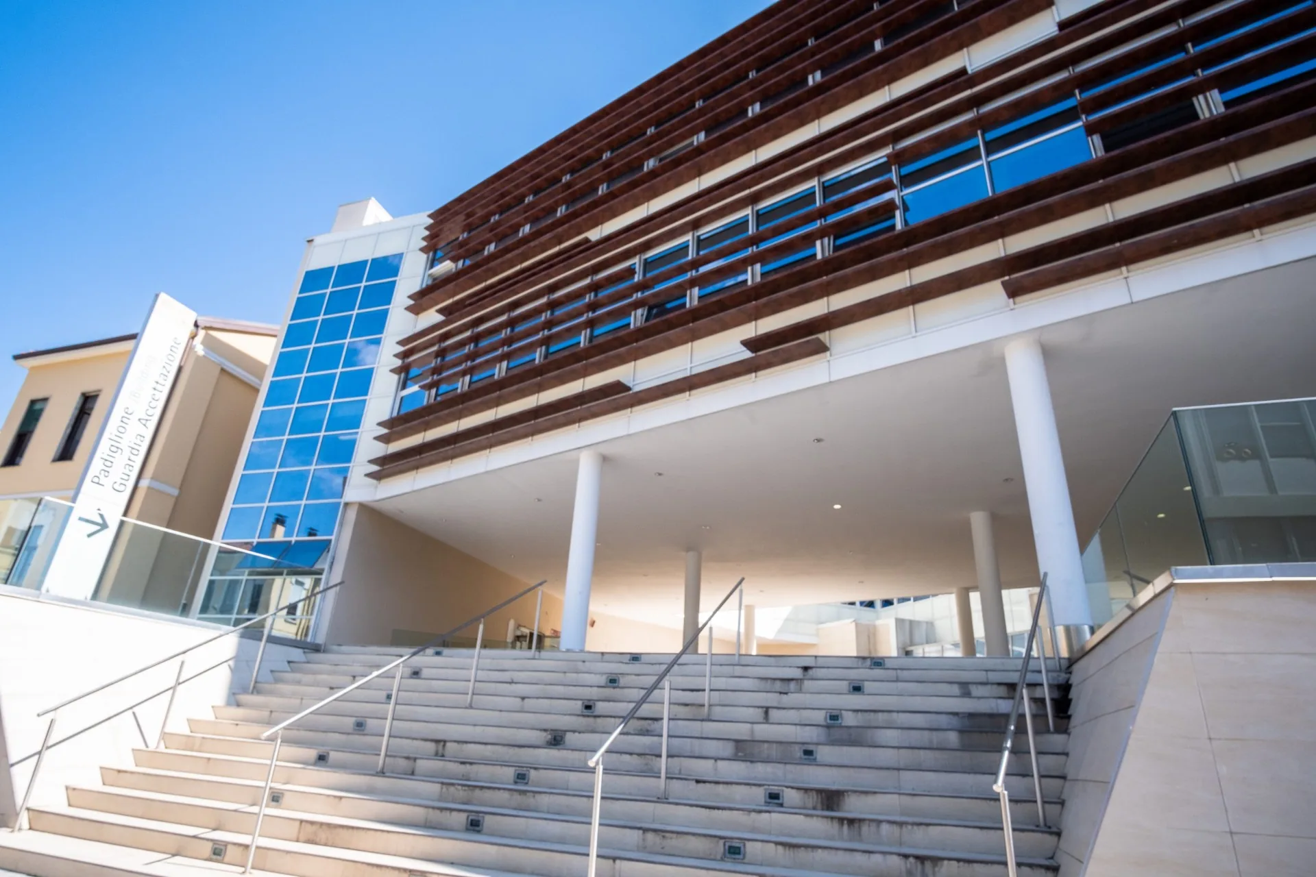 Policlinico Milan – 2