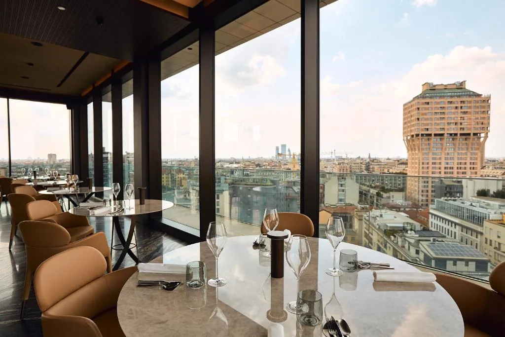 Hotel Up-Town Milan – 5
